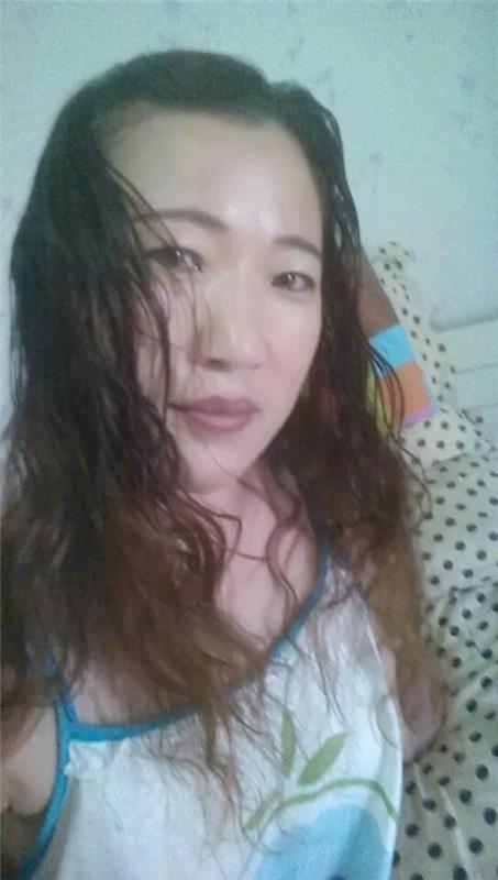 东区熟女一枚 活好听话  长期炮友